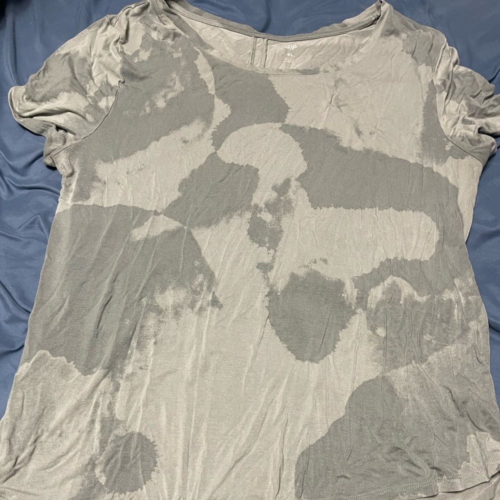 Green acid wash style shirt